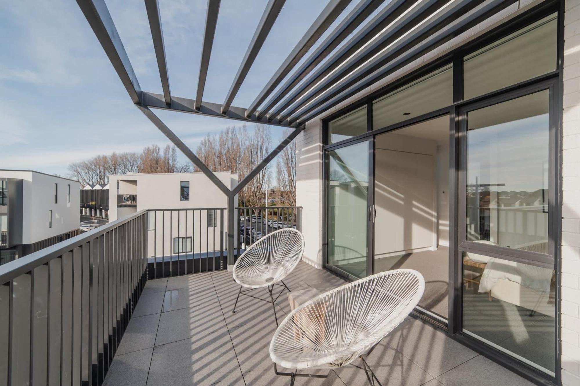 Chic And Contemporary Living At Cambridge Terrace Vila Christchurch Exterior foto